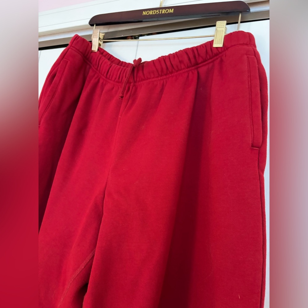 SKIMS Brick Classic Straight Leg Pant - Picture 4 of 6